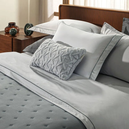 Juego de Cama Tamaño Queen de 200 Hilos con Bordado Juno